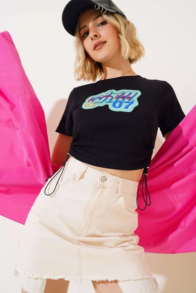 Yandan Lastik Büzgülü T-shirt Siyah ürün görseli 1