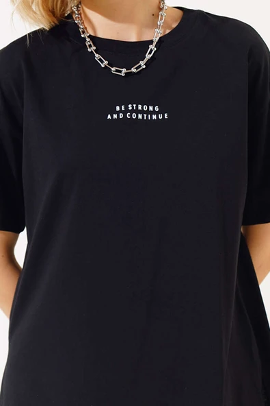 Baskılı Yan Yırtmaçlı T-shirt Siyah - Resim 4