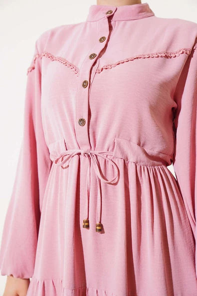 Önü Yarım Düğmeli Kat Kat Elbise Pudra - Resim 4