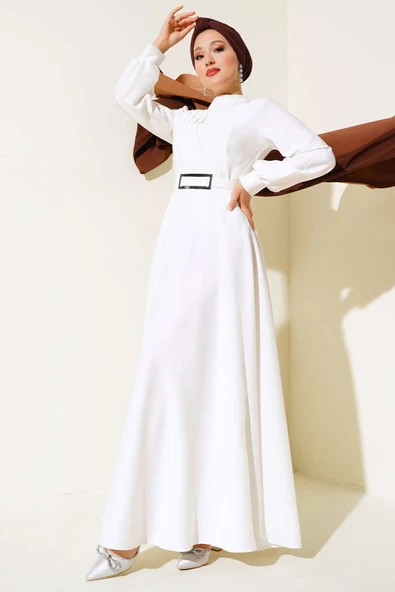 Önü Çapraz Piliseli Saten Elbise Beyaz ürün görseli 1