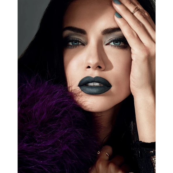 Maybelline New York Color Sensational Powder Matte Ruj - 45 Green Savage - Koyu Yeşil - 10