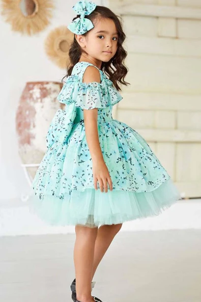 Kız Çocuk Omzu Açık Göğsü Fırfırlı Çiçek Detaylı Yeşil Abiye - Resim 2
