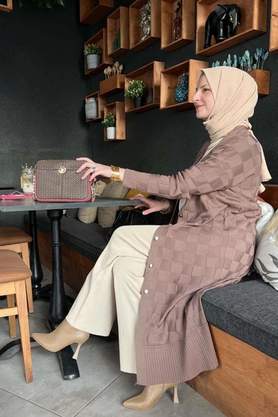 Dama Desenli Sütlü Kahve Triko Hırka - 2