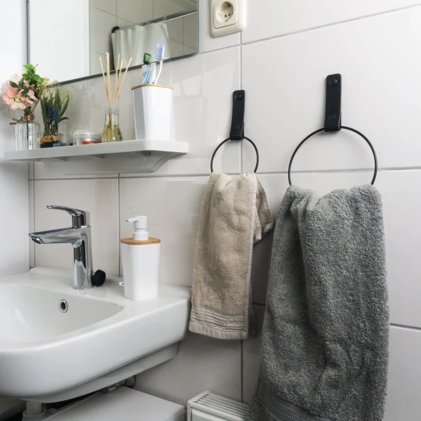 Manda Derisinden Asma Sistemli Halka Havluluk, Havlu Askısı - Black