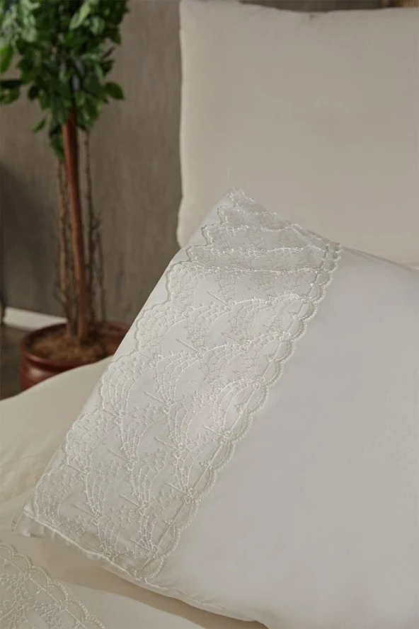 Fransız Dantelli Serap Çeyizlik Nevresim Takımı Krem - Resim 3