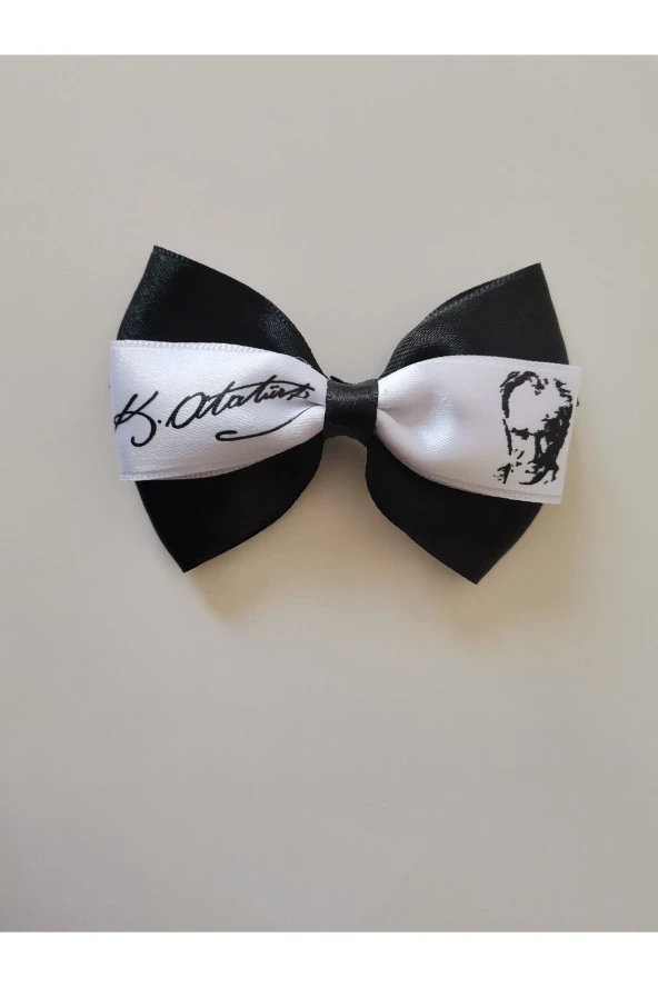 MİNİK ADIMLAR 23 Nisan Tokası Atatürk Ve Imzası Baskılı Özel Tasarım Klipsli