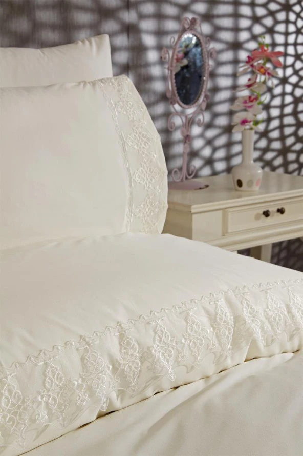 Fransız Dantelli Tadım Çeyizlik Nevresim Takımı Krem - Resim 4