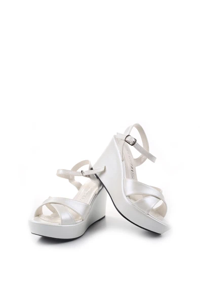 Le Guzzi 3849 Kadın 9 Cm Dolgu Topuklu Cilt Sandalet - Resim 3