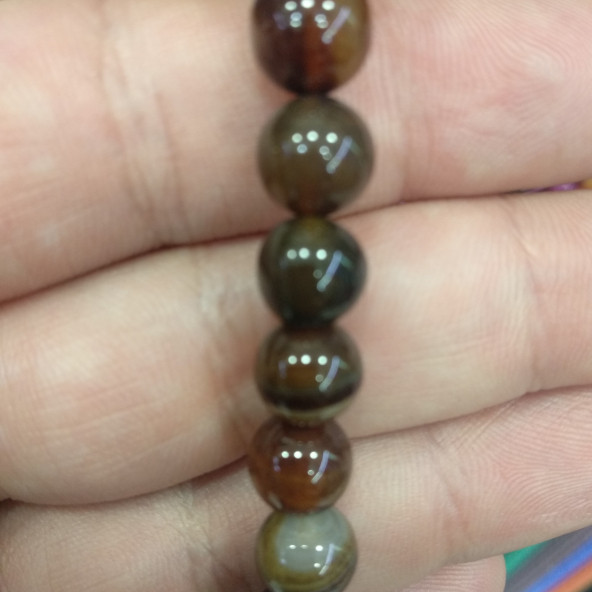 KAHVERENGİ DAMARLI AKİK