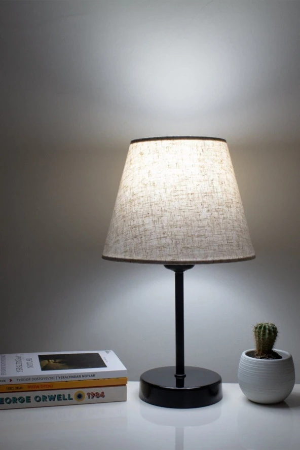 Vivido Abajur Dora Modern Yatak Odası Abajur Siyah Ayaklı Masa Lambası ürün görseli