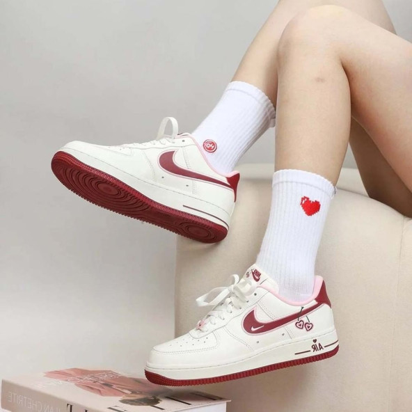 Nike Air Force Low Valentine's Day Release