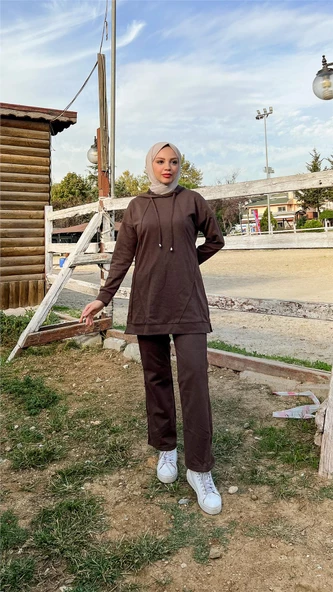 Kapşonlu O Yaka Sade Basic İkili Eşofman Spor Takımı - 03039.028 - Kahverengi