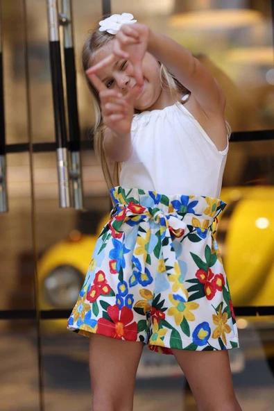 Kız Çocuk Renkli Flower Baskı ve Halter Yaka White Bluz Şortlu Takım - Resim 6