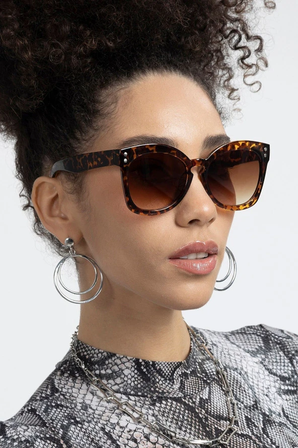 Yuvarlak Aynalı Kadın Güneş Gözlüğü ürün görseli