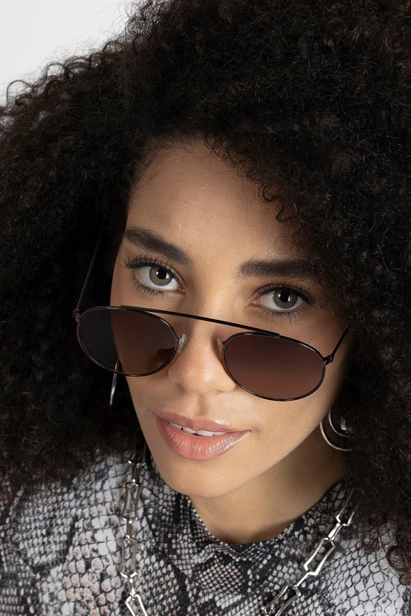 Kırmızı Metal Çerçeveli Yuvarlak Kadın Güneş Gözlüğü - Resim 2