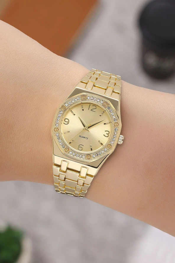 Taşlı Geometrik Kadran Kadın Kol Saati ürün görseli