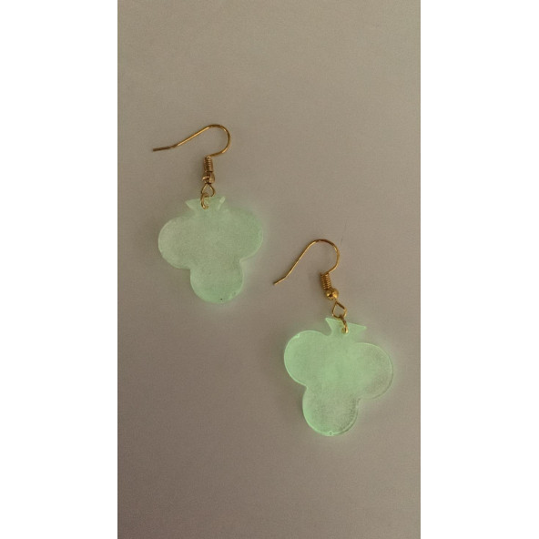 Şeffaf Renk Gece Yeşil Neon Olan İskambilde Sinek Şekilli Küpe Epoksi El Yapımı Hediyelik - 8