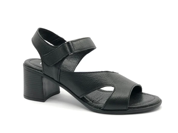 Ayakdaş Hakiki Deri Kadın Klasik Topuklu Ayakkabı ürün görseli