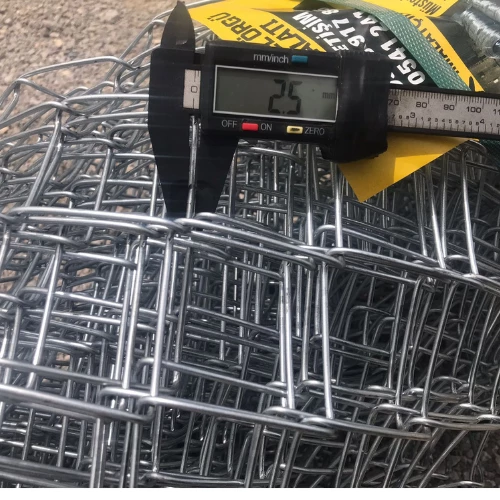 2.50mm Kalınlık 7x7 Göz (1,5mt -20mt ) Galvanizli Helezon Bahçe Çit Tel Örgü - 3