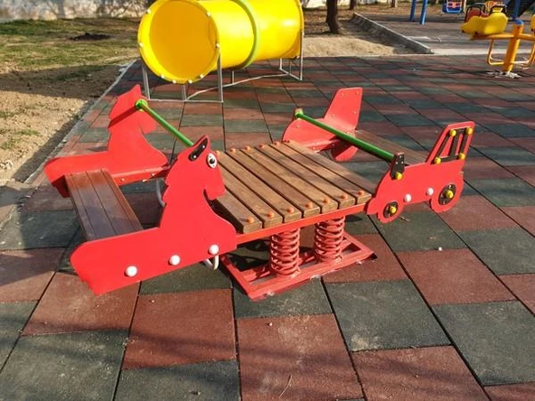 Kompakt Tahterevalli, At ve Araba Figürlü Model - 5