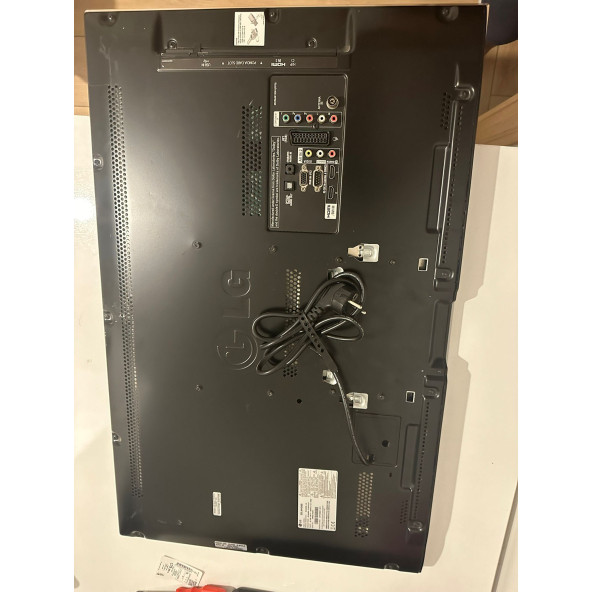 LG 32LW4500 81,3 cm (32") YENİ NESİL 3D SMART LED TV 2.EL - 3