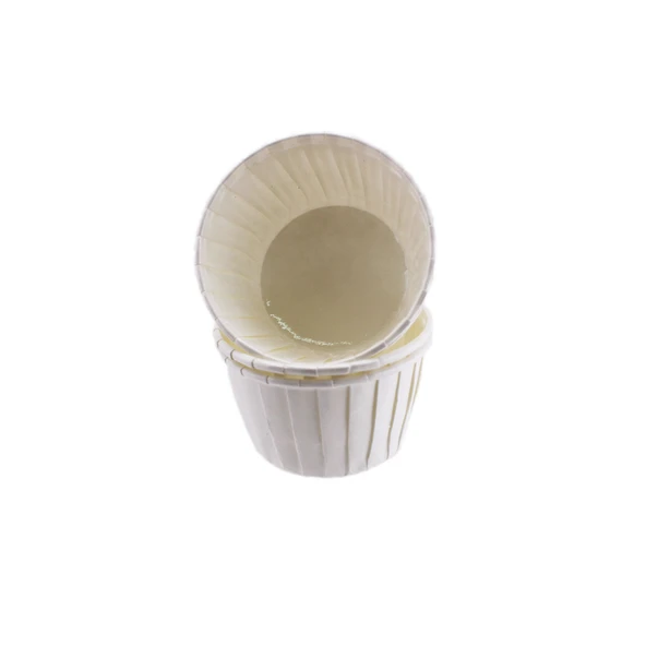 Cupcake Kalıbı Minik Boy Düz Renk  38*30 MM (100 Adet)  Beyaz
