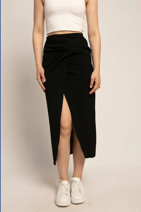 Kadın Siyah Büzgülü Yırtmaçlı kalem Etek - 2