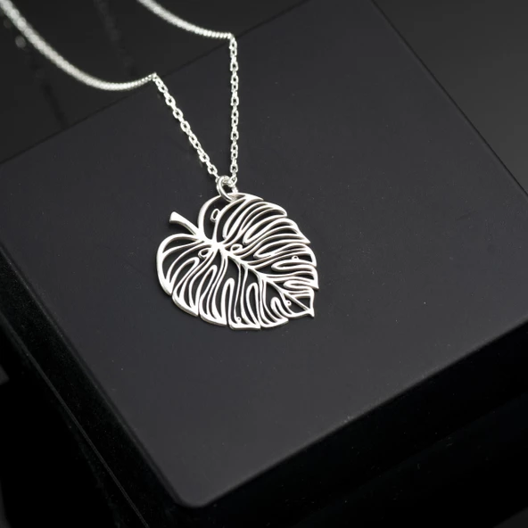 925 Ayar Gümüş Yaprak Kolye Özel Tasarım ürün görseli 1