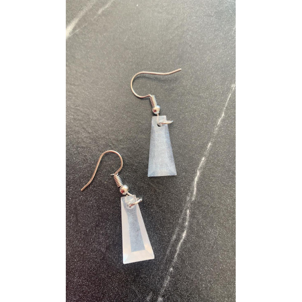 Şeffaf Renkli Beyaz Sedefli Parlak Gümüş Aksesuarlı Piramit Şekil Sallantılı Epoksi Küpe Hediyelik - Resim 4