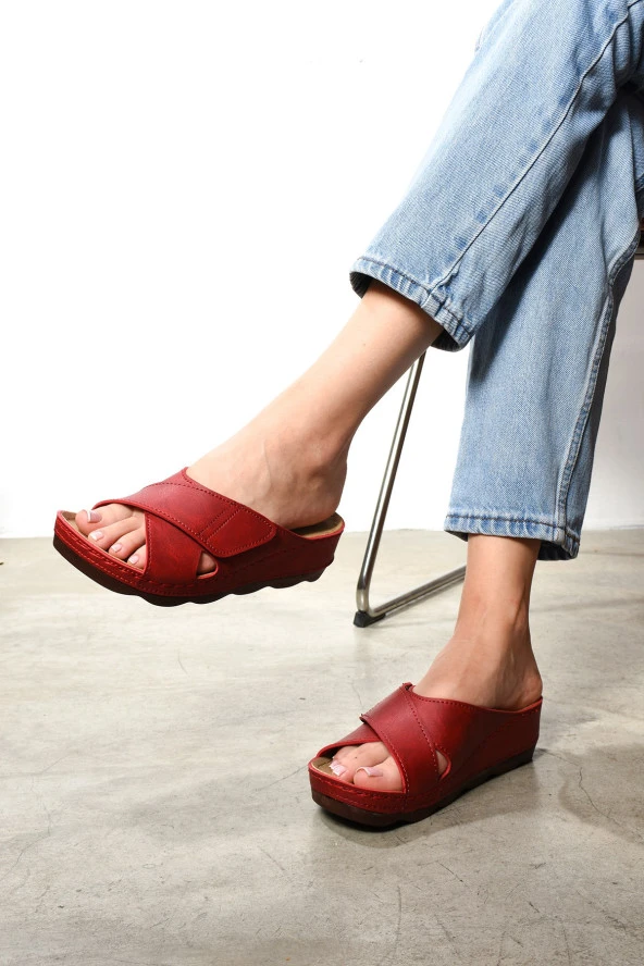 Albishoes Hafif Topuklu 4,5 Cm Cırt Cırtlı Rahat Kullanım Yumuşak Taban Anatomik Günlük Kadın Terlik - 2