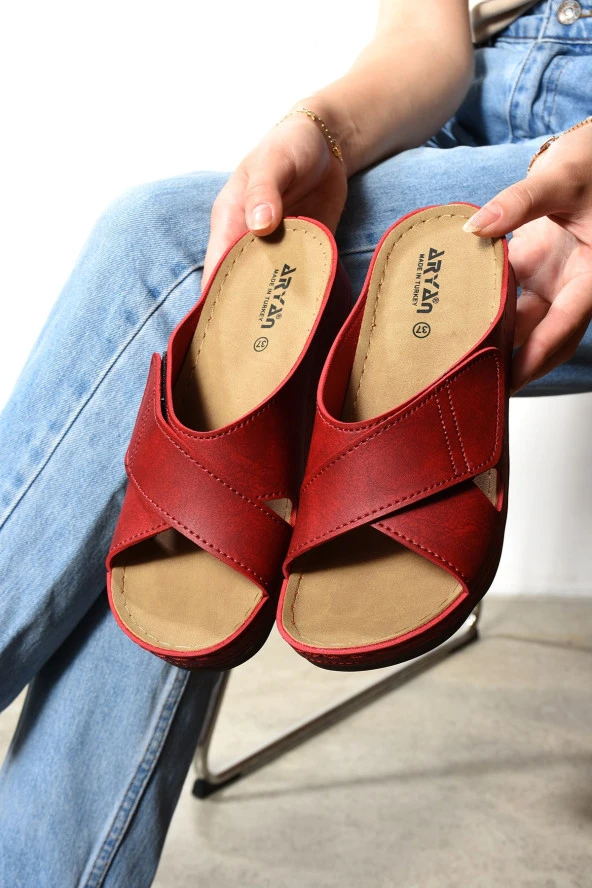 Albishoes Hafif Topuklu 4,5 Cm Cırt Cırtlı Rahat Kullanım Yumuşak Taban Anatomik Günlük Kadın Terlik - 4