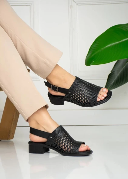 Feles Ortapedik Lazer Detaylı Kadın Sandalet Ayakkabı - Resim 15