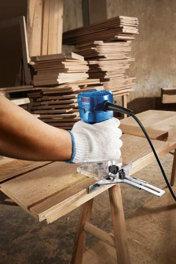 Bosch Professional GKF 550 Çok Amaçlı Freze - 4