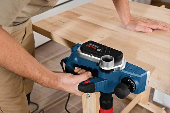 Bosch Professional GHO 26-82 D Planya - 3