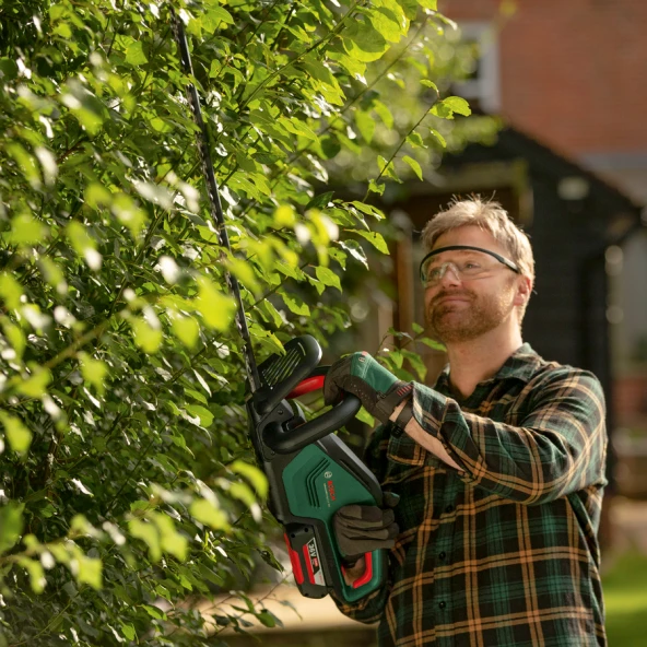 Bosch AdvancedHedgeCut 36V-65-28 Tek Akülü 2 Ah Çit Budama Makinesi - 2