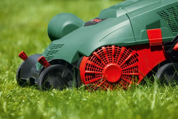 Bosch UniversalRake 900 Çim Havalandırma Makinesi - 3