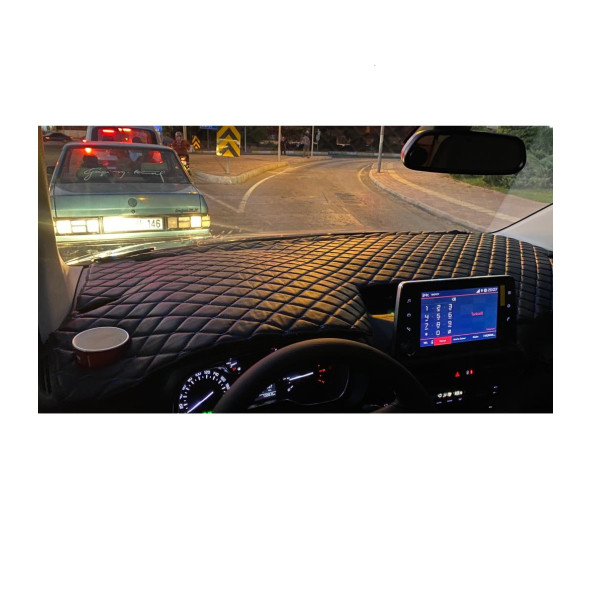 FİAT DOBLO 2024 VİP DERİ KAPİTONE TORPİDO KORUYUCU - Resim 3