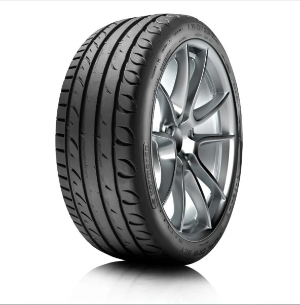 235/40R19 96Y XL Ultra High Performance