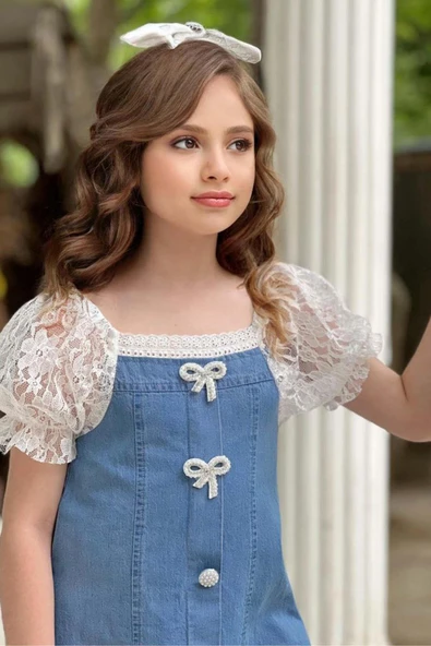 Kız Çocuk Yakası ve Kolları Dantel İşlemeli Balon Kollu Mavi Kot Elbise - Resim 5