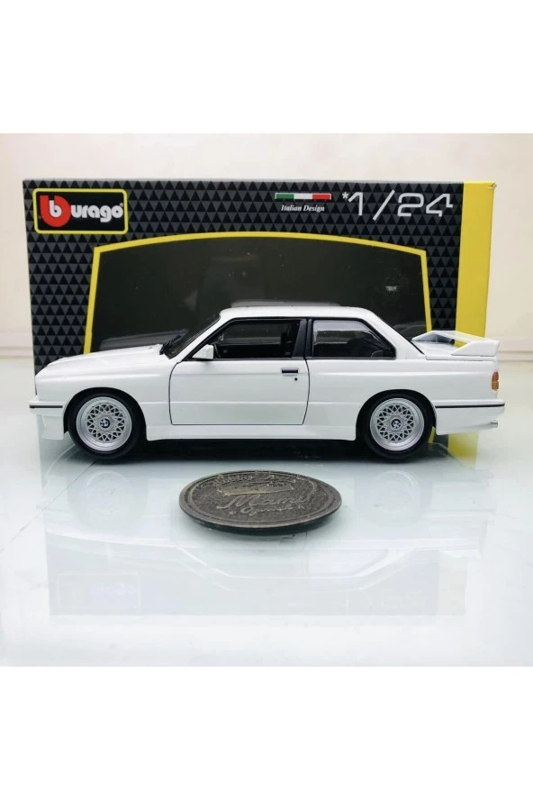 Yeni - New 1988 BMW M3 (E30) White 1:24 Ölçek Burago Marka - 5