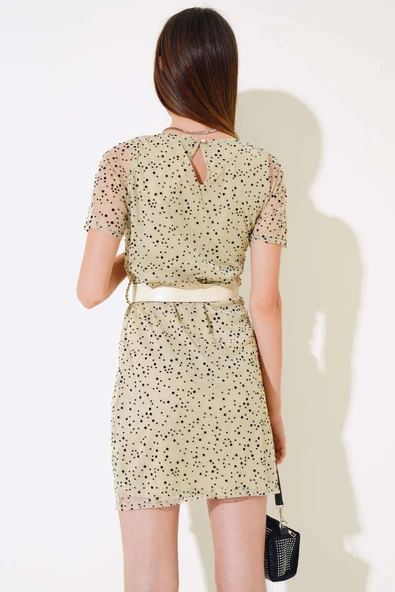 Puantiyeli Kemerli Mini Elbise Bej - Resim 3