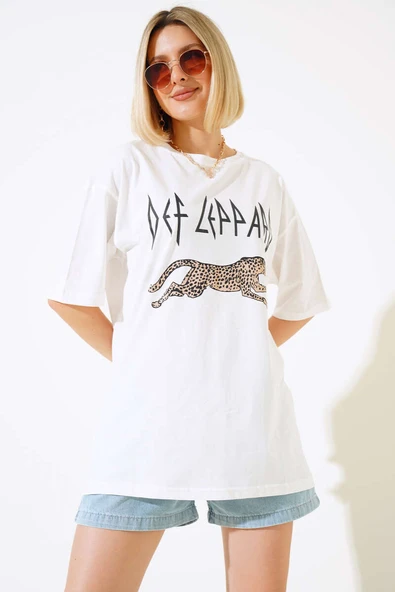 Leopar Baskılı T-shirt Ekru ürün görseli 1