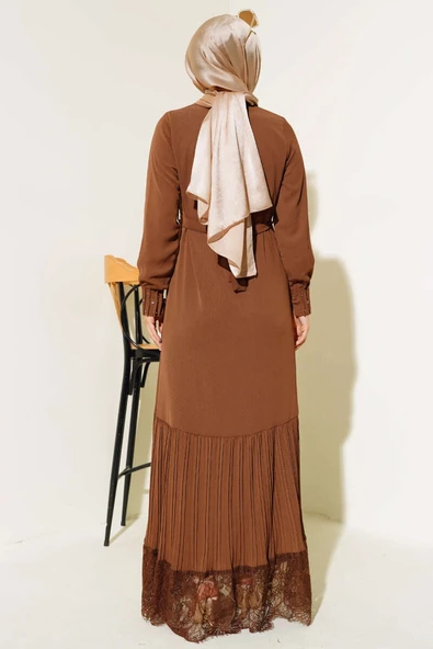 Etek Ucu Dantelli Elbise Kahve - Resim 3