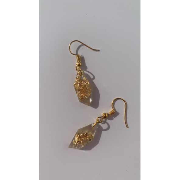 Şeffaf Renkli Gold Varak Süslemeli Gold Aksesuarlı Kristal Şekil Sallantılı Epoksi Küpe Hediyelik - Resim 2