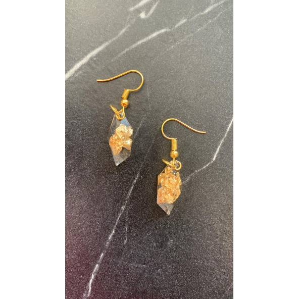Şeffaf Renkli Gold Varak Süslemeli Gold Aksesuarlı Kristal Şekil Sallantılı Epoksi Küpe Hediyelik - Resim 4