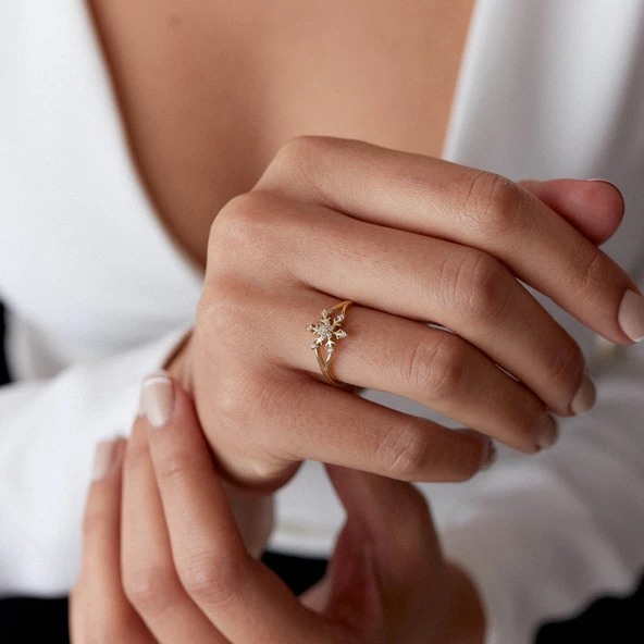 14 Ayar Altın Taşlı Kar Tanesi Yüzük - 3