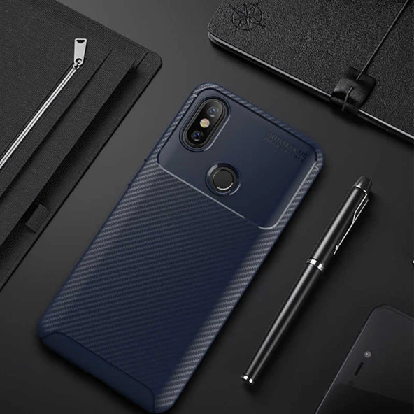 Xiaomi Mi 6X Kılıf Kamera Çıkıntılı Karbon Fiber Dokulu Renk Atmaz Kapak (NEGRO)