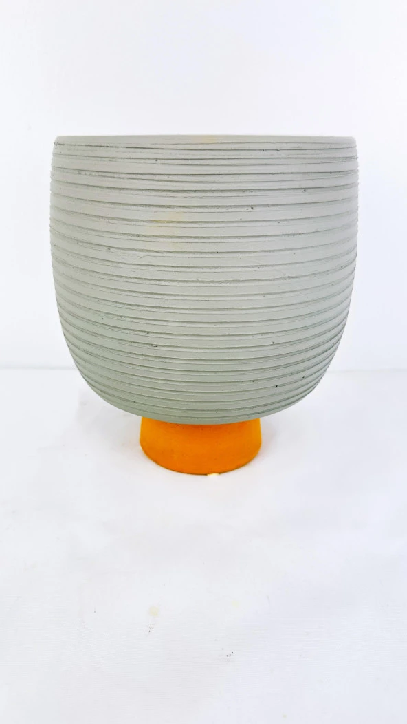 Bitki Tasarımı Antik Kendinden Ayaklı Toprak Saksı Saksılık Gri 19 cm - Resim 3