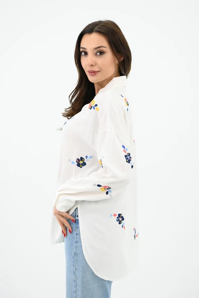 Kadın Nakış İşlemeli Oversize Gömlek 1735-24 - 5
