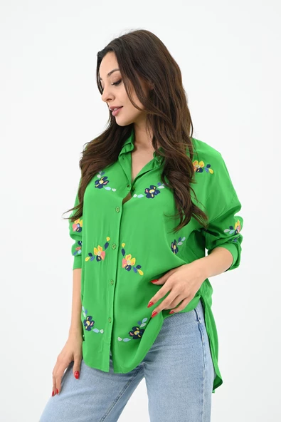 Kadın Nakış İşlemeli Oversize Gömlek 1735-24 - 9